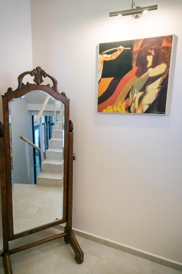 May Residence Dumbravita  Екстериор снимка